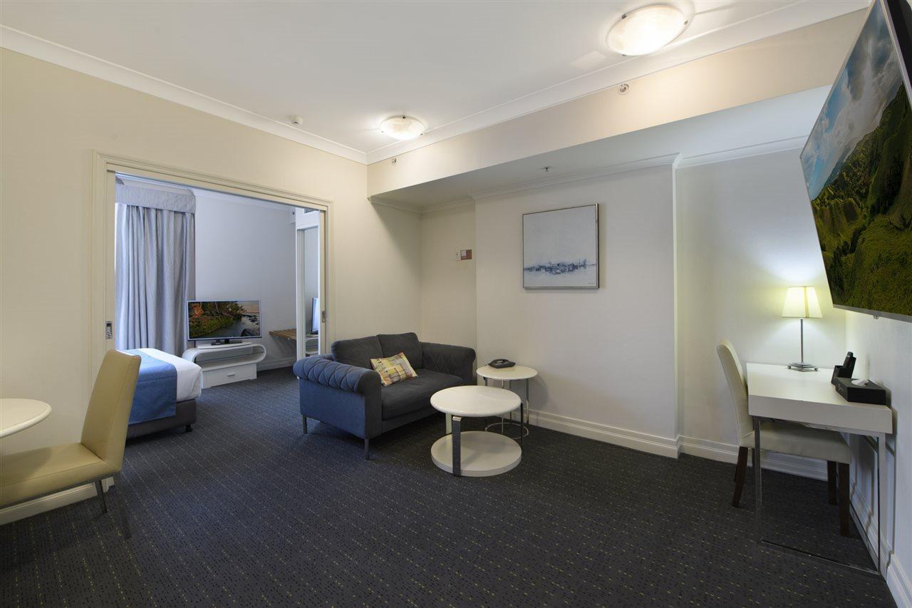 Seasons Harbour Plaza Aparthotel 4*