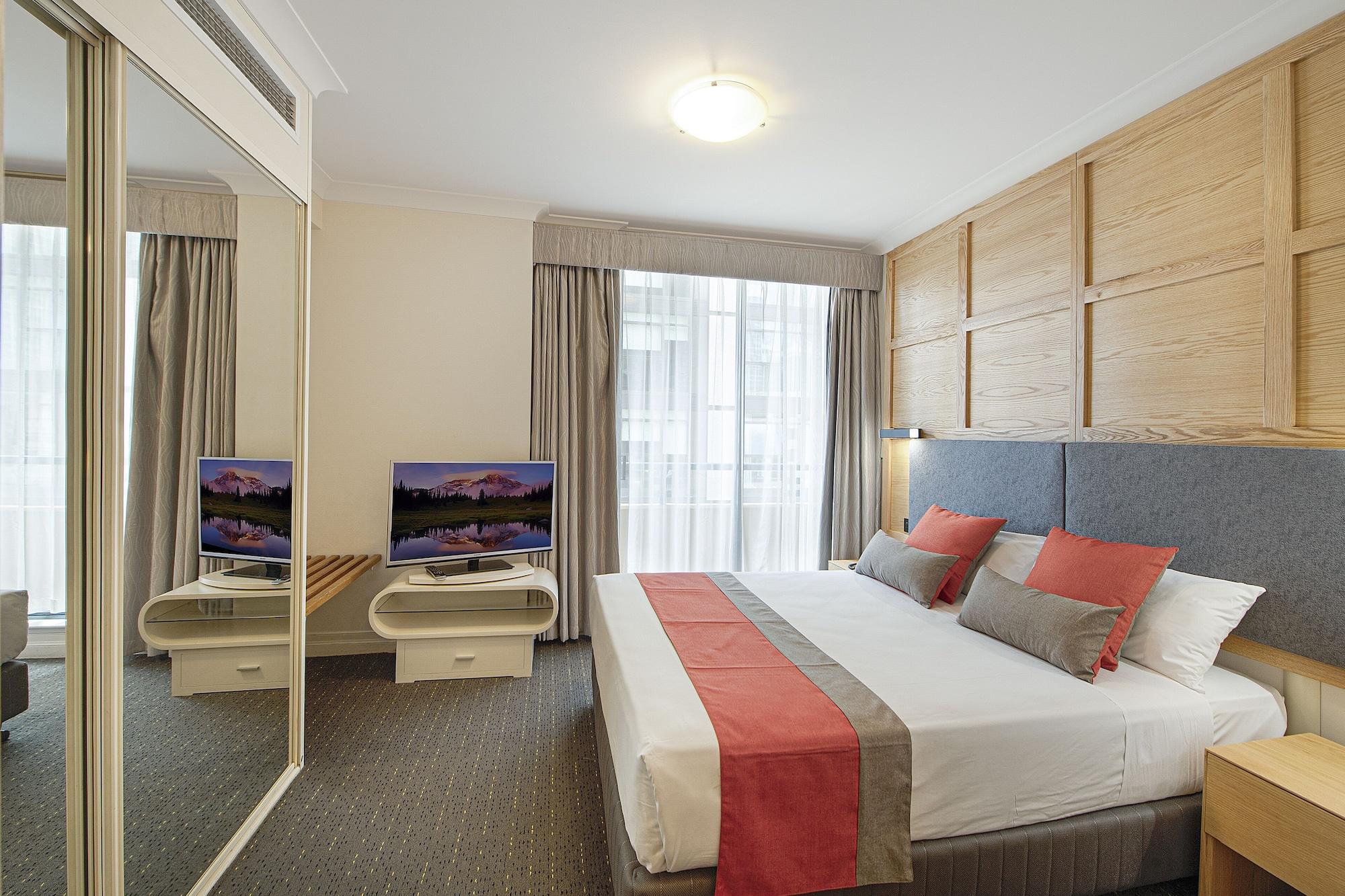 Seasons Harbour Plaza Aparthotel 4*