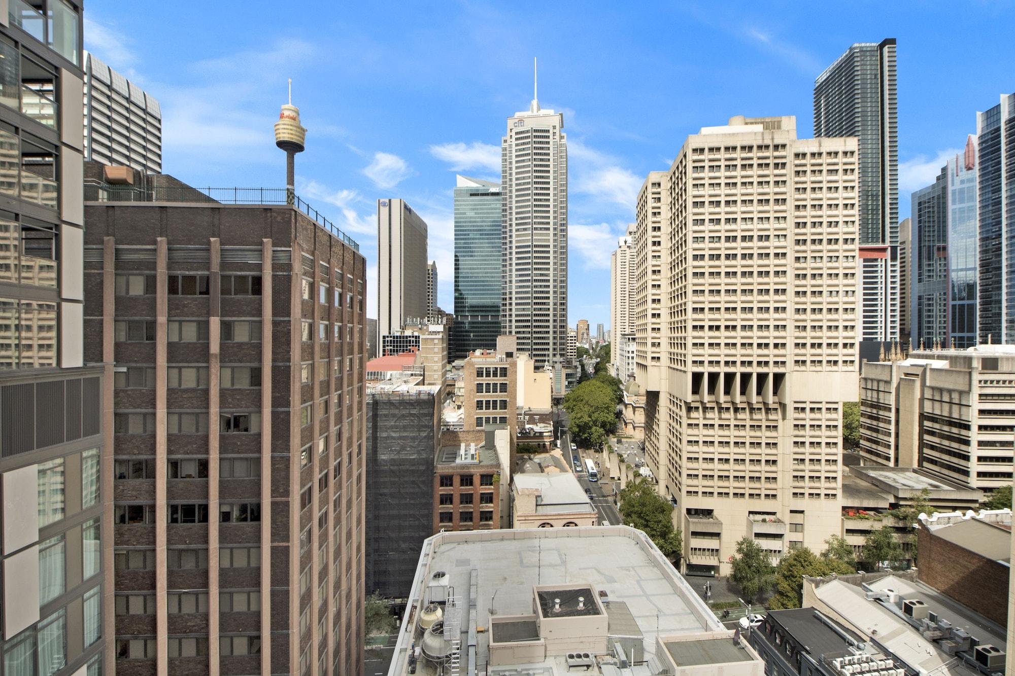 Seasons Harbour Plaza 4* Sydney