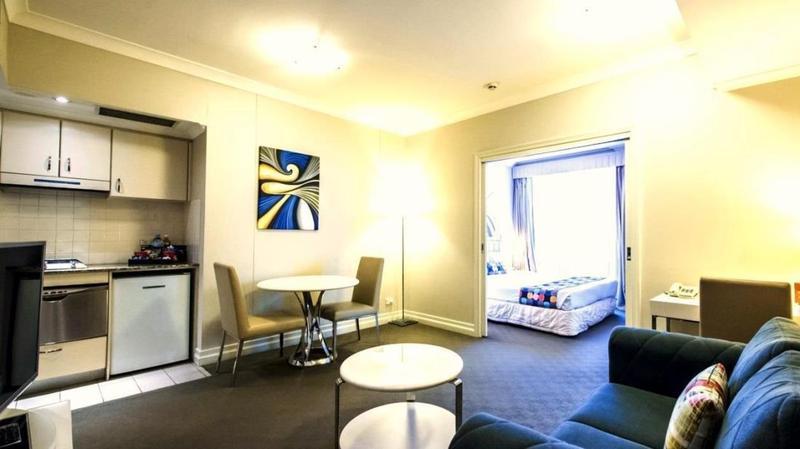 Aparthotel Seasons Harbour Plaza 4*
