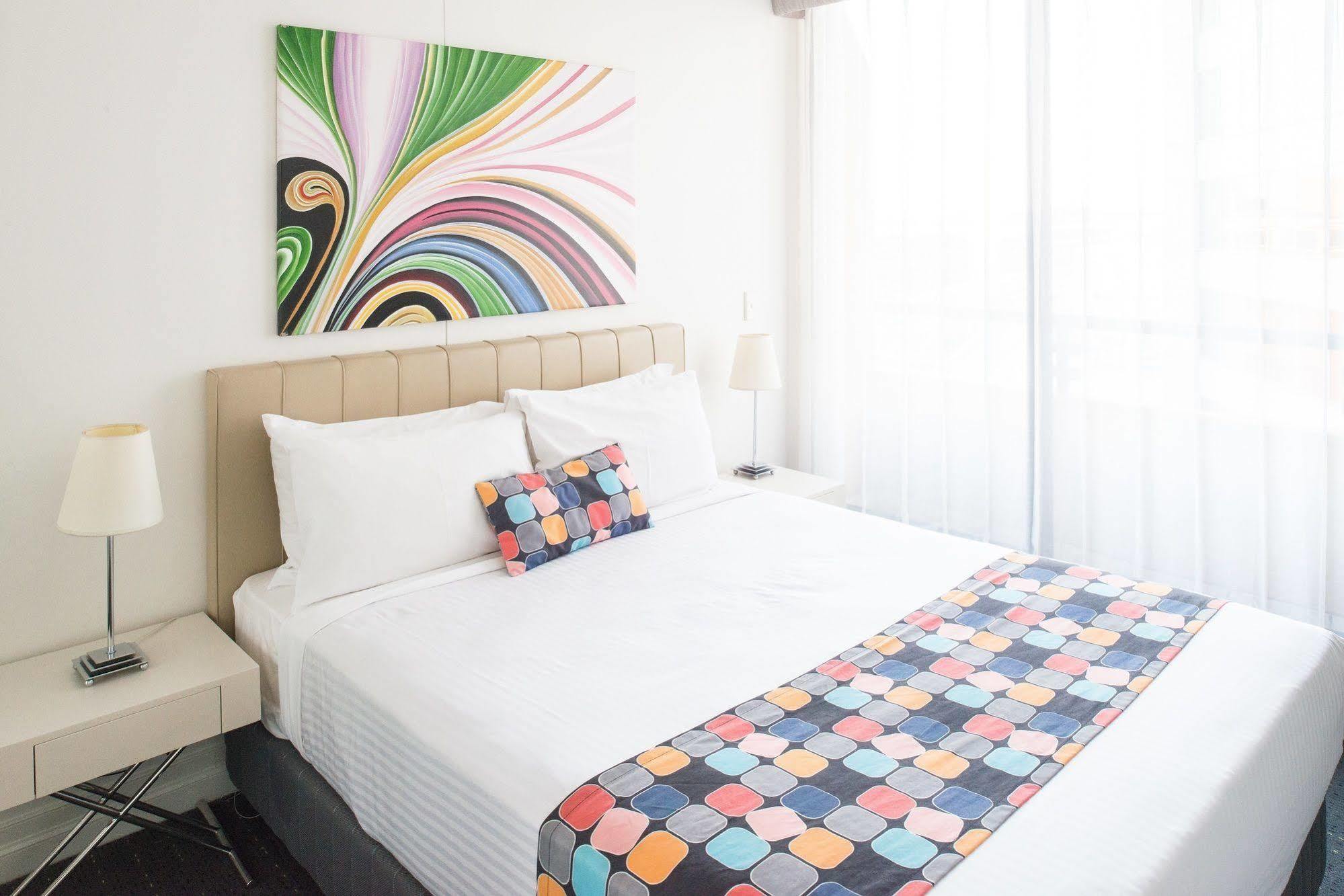 Seasons Harbour Plaza Aparthotel 4*