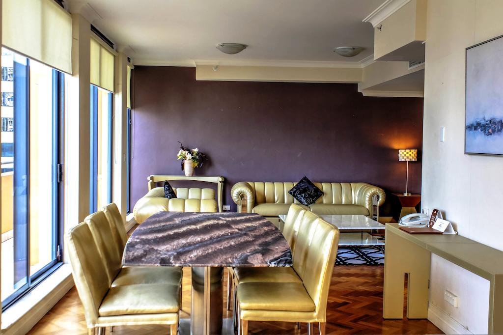 Seasons Harbour Plaza 4* Sydney