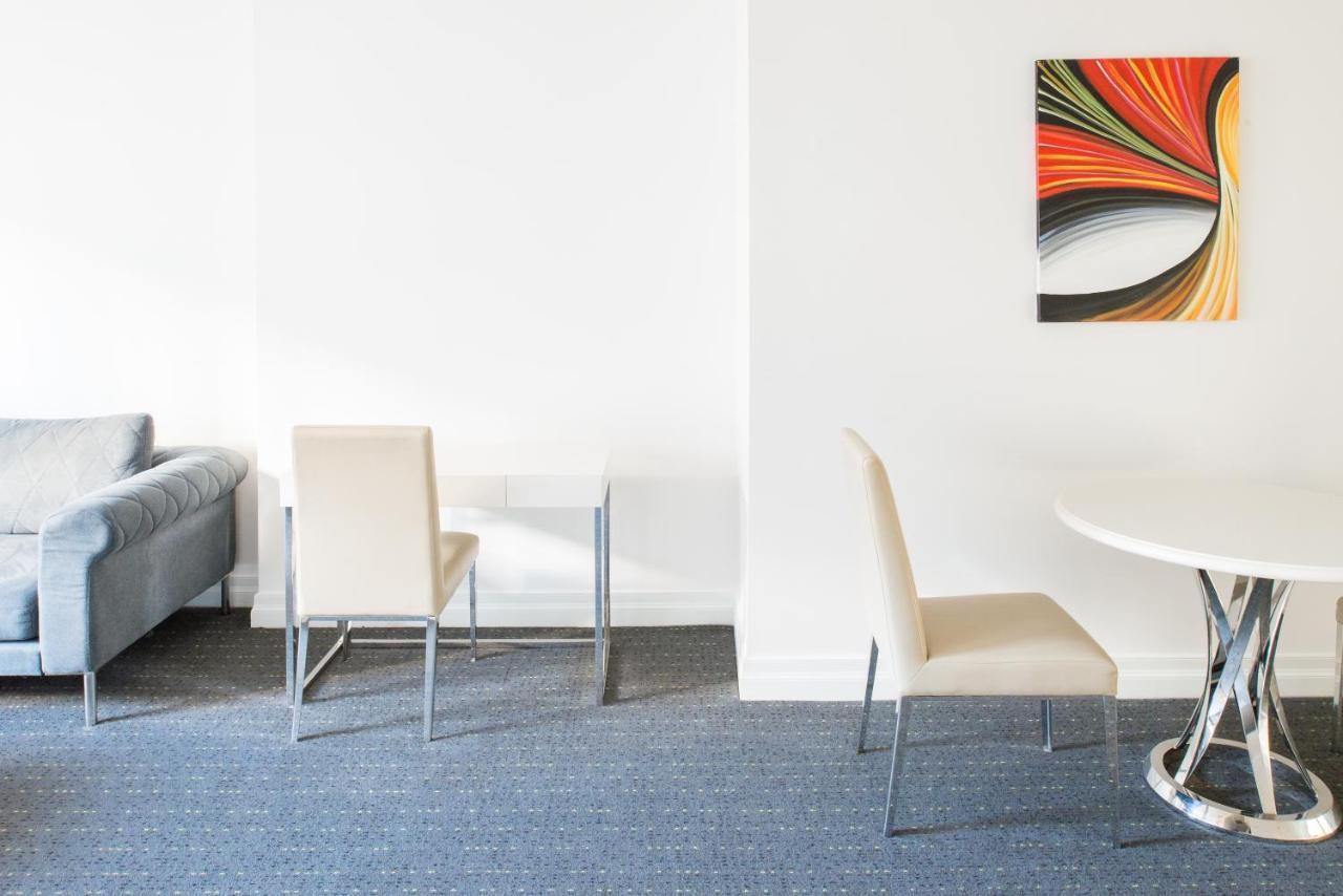 Seasons Harbour Plaza 4* Sydney