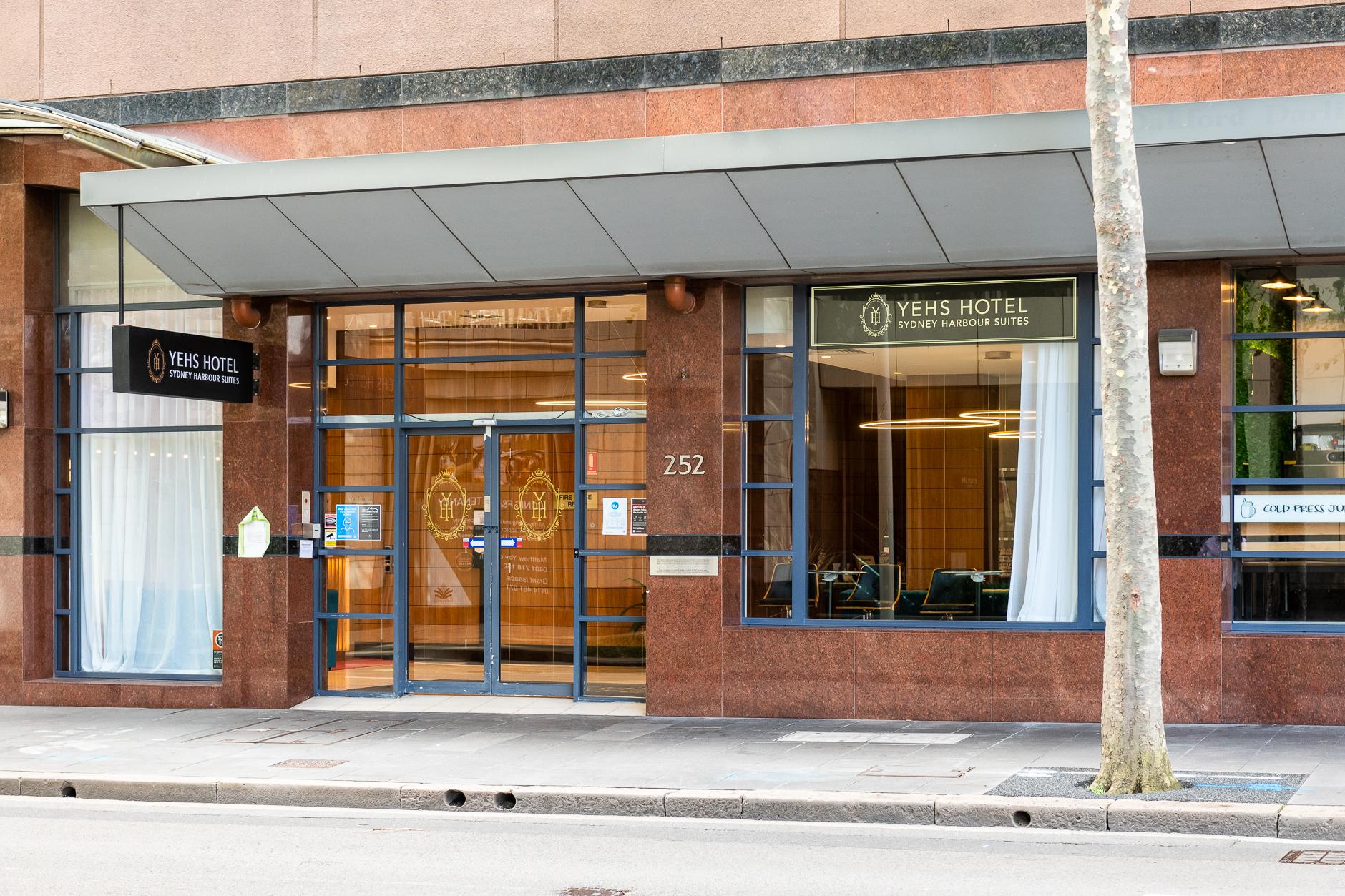 Aparthotel Seasons Harbour Plaza 4*