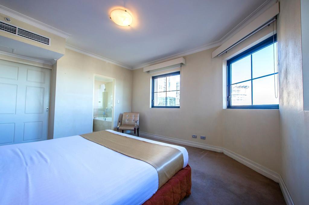 Seasons Harbour Plaza Sydney